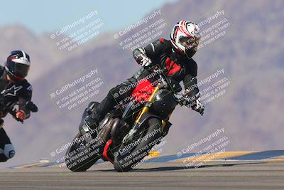 media/Sep-25-2023-Moto Forza (Mon) [[81ffa65e0a]]/B-C Group/Session 4 (Turn 9)/